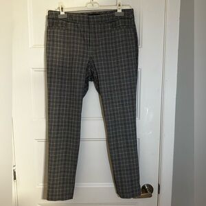 Skinny Sloan pant size 8 curvy. Banana Republic. Great condition.